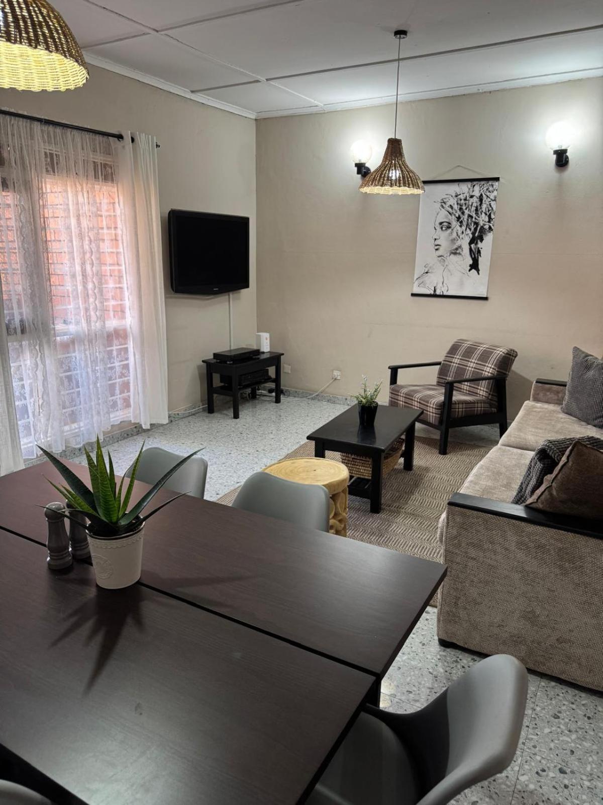 Ibex Hill Apartment- Power Backup Lusaka Exteriör bild